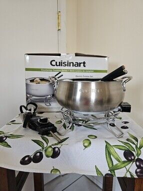 CUISINART Stainless Steel Electric Fondue Set - Silver USED TWICE